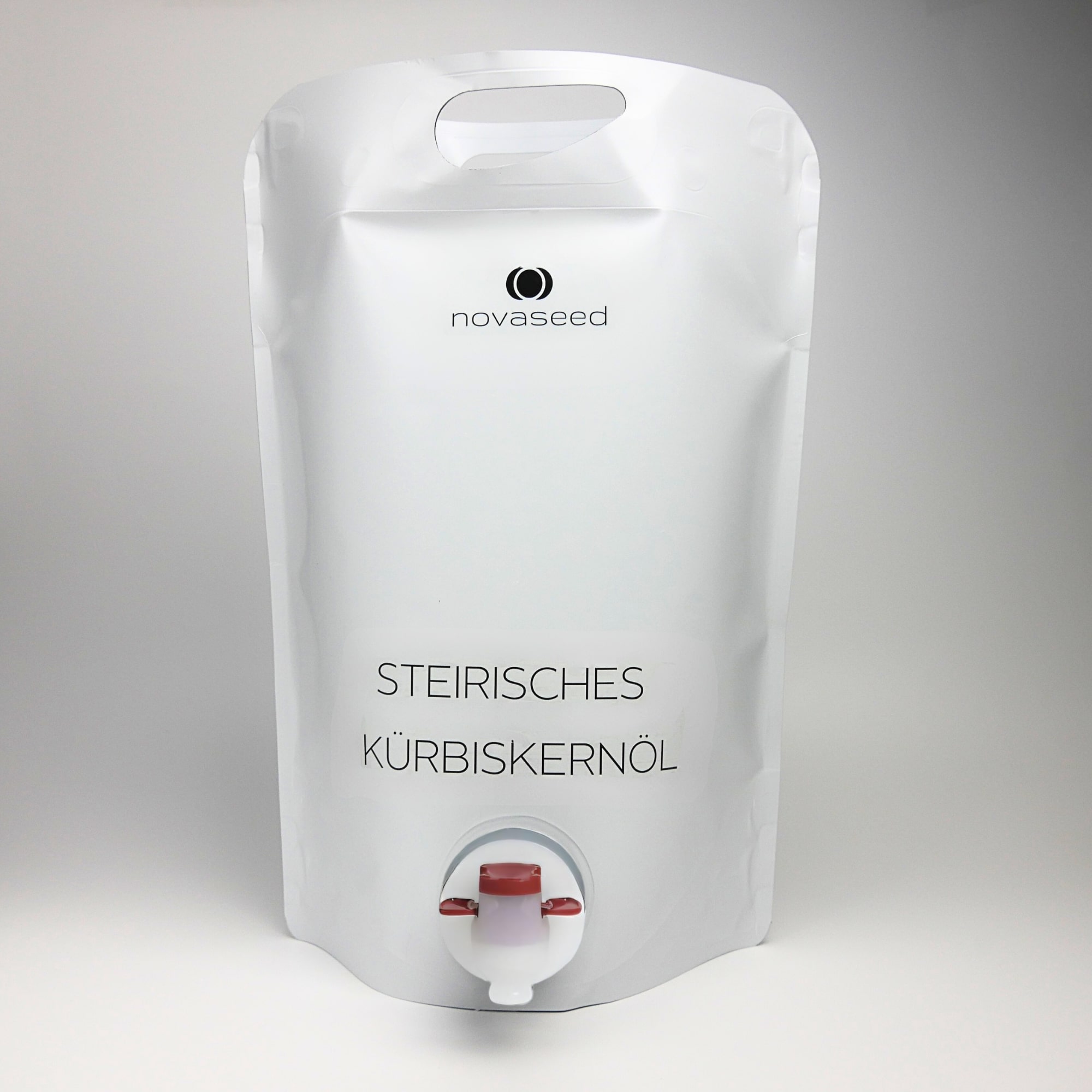 Steirisches-Kuerbiskernoel-min.jpg 3.0L Styrian pumpkin seed oil PGI - cold-pressed in a bulk pack - Image 1